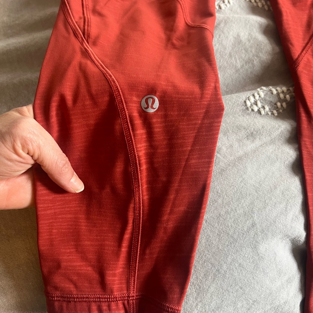 Lululemon Womens Leggings Size 6 - Picture 3 of 7